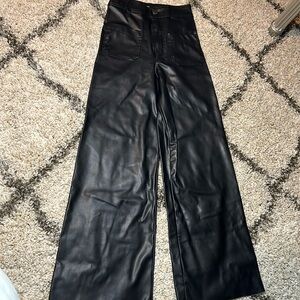 Wide leg leather pantss